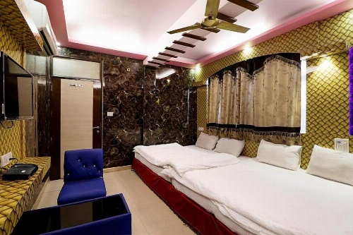 Om International Hotel image 10