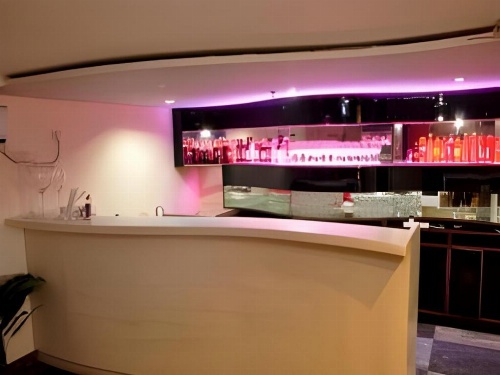 Om International Hotel image 11
