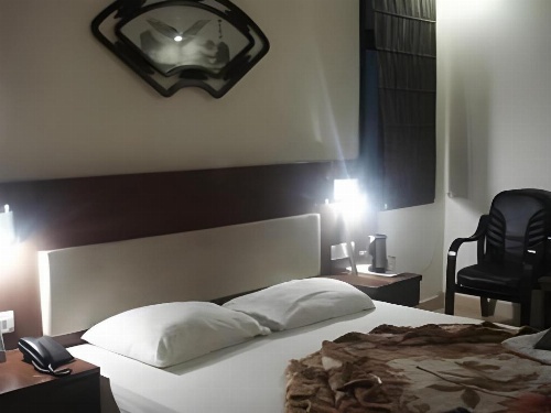Om International Hotel image 20